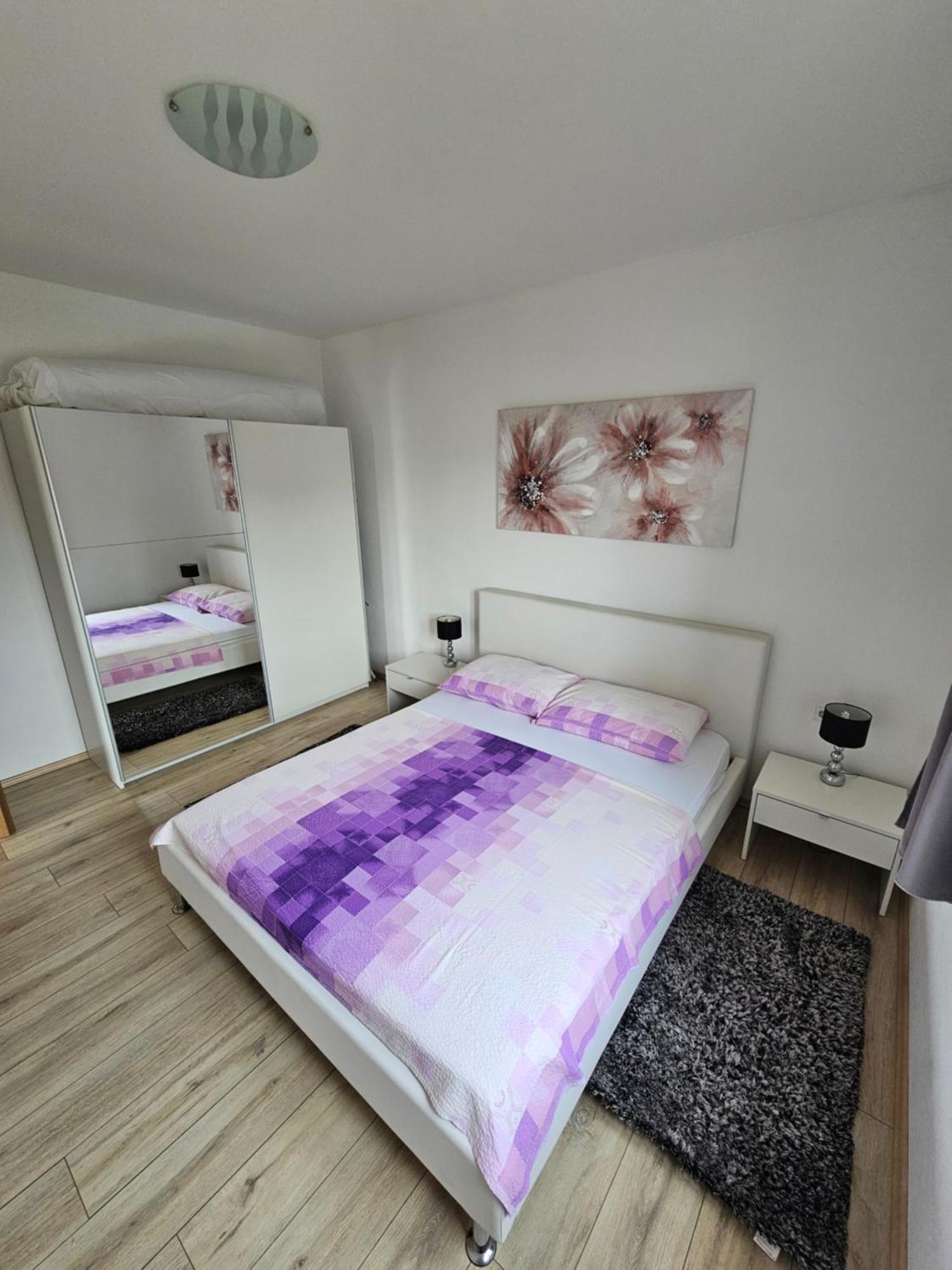 Apartments Grgic Trogir Exterior foto